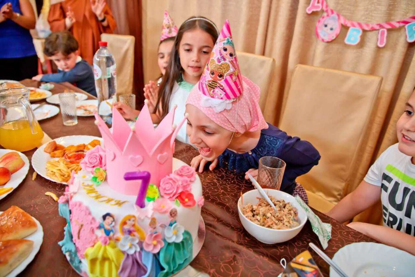 Эмили Манукян