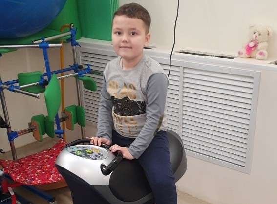 Амир Саляхов