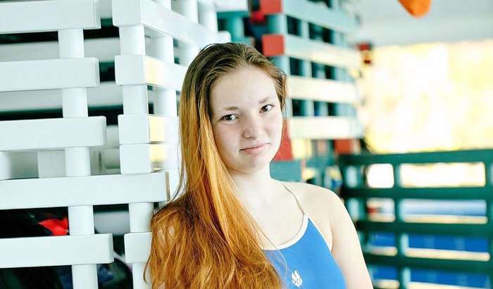 Анна Стомова